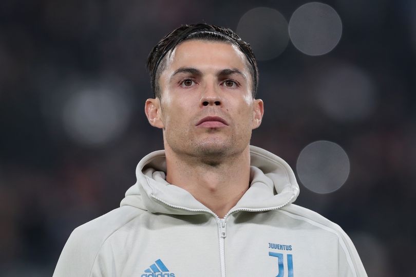 10 hình ảnh khó quên loạt trận C1 rạng sáng nay: Địa chấn 'bẻ còi'; 'Thảm họa' Morata - Bóng Đá