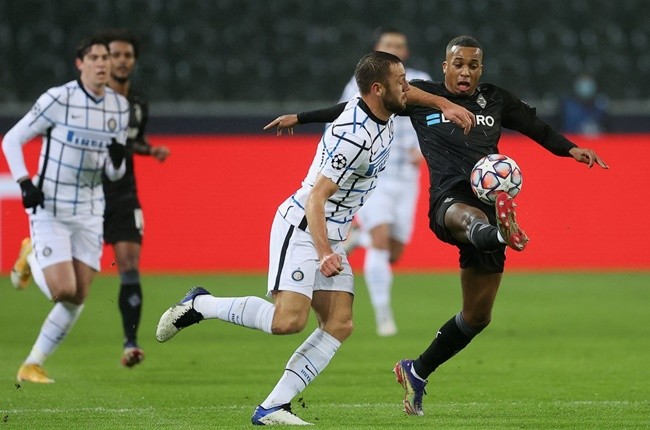 TRANSFER NEWS: MANCHESTER UNITED, ARSENAL TRACKING ALASSANE PLEA - Bóng Đá