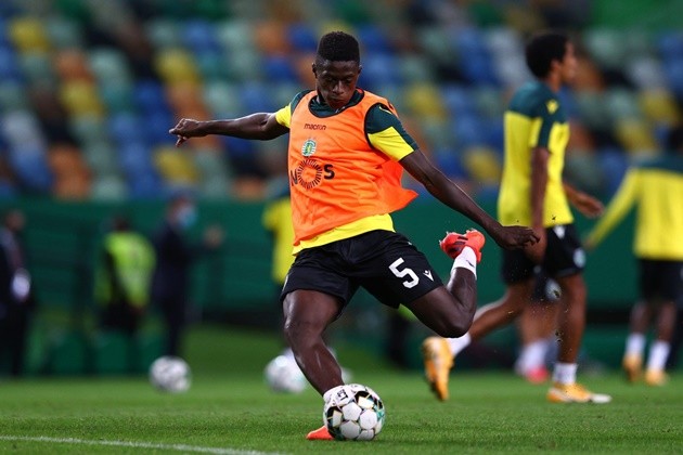 Bruno Fernandes pushing Man United to sign £34m Potuguese rising star - Bóng Đá