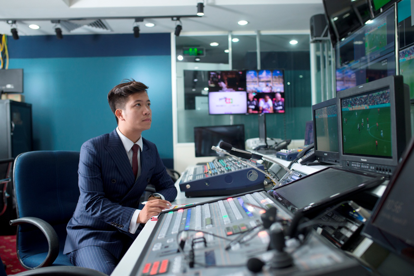 BLV Anh Quân: “Chờ cuộc đua song mã Việt Nam – Thái Lan” - Bóng Đá