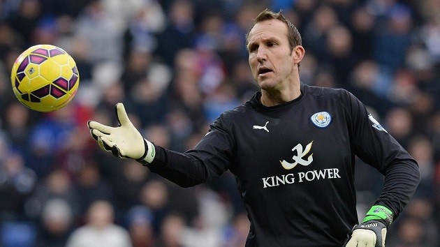 Petr Cech trở lại đội hình Chelsea: Nhìn lại 10 cầu thủ lớn tuổi nhất Premier League - Bóng Đá