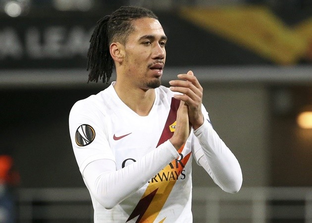 Bị Man Utd ruồng bỏ, Chris Smalling đang ra sao ở thành Rome? - Bóng Đá