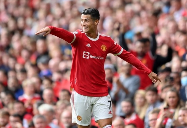 Cristiano Ronaldo Signing Was Necessary for Manchester United - Bóng Đá