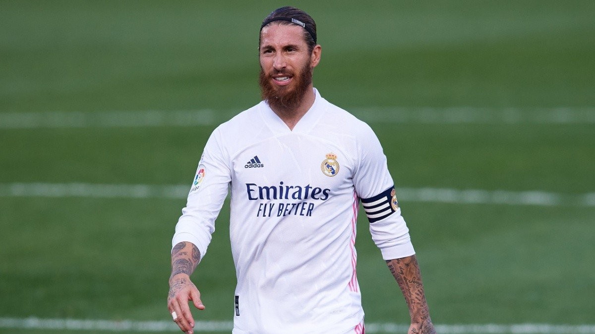 Ramos juega el Clásico - Bóng Đá