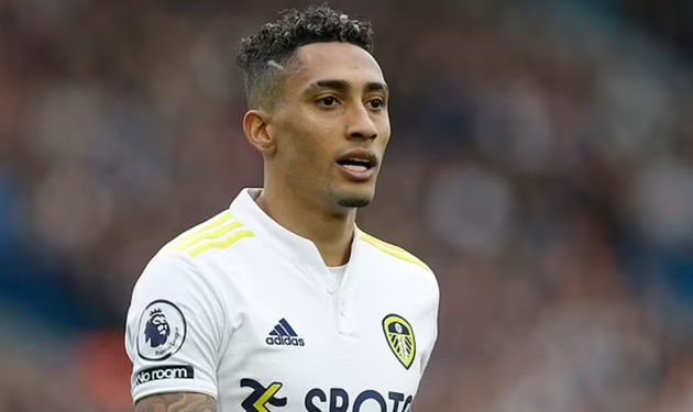 Leeds 'REJECT £29m bid from Barcelona for Raphinha - Bóng Đá
