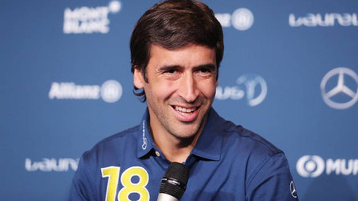 Real Madrid consider Raul as Zinedine Zidane replacement? - Bóng Đá