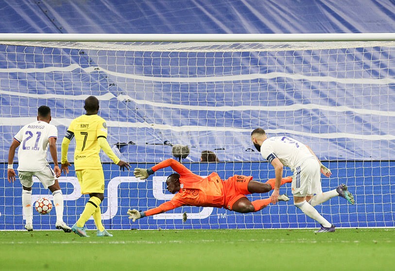 Kante phạm 2 lỗi dẫn tới bàn thua của Chelsea - Bóng Đá