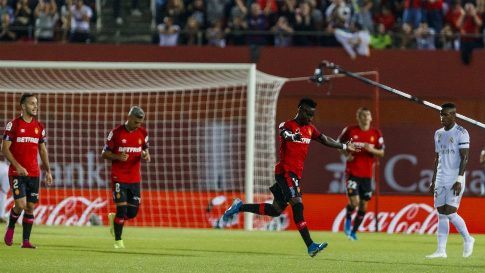 Fans slam Courtois and Jovic as Mallorca stuns Real Madrid - Bóng Đá