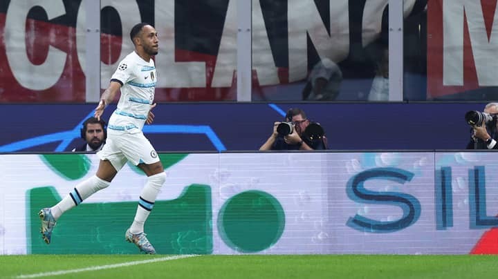 Ảnh sau trận AC Milan - Chelsea - Bóng Đá