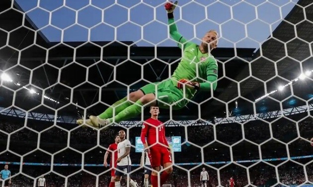 Denmark's opening goal against England should not have stood according to laws of the game - Bóng Đá