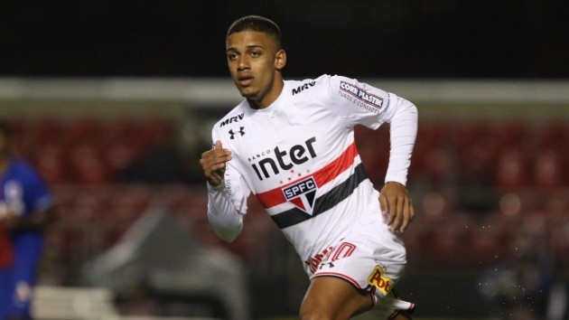 Arsenal eyeing move for Brazilian wonderkid - Bóng Đá