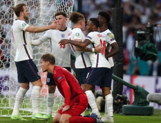 Denmark's opening goal against England should not have stood according to laws of the game - Bóng Đá