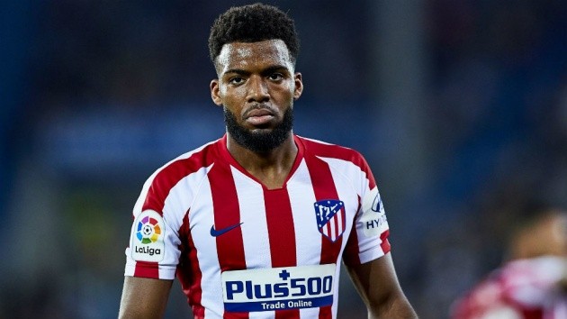 Atletico Madrid will offer Arsenal two players as part of a deal to secure star - Bóng Đá