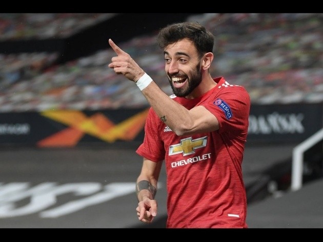 Manchester United can unlock Bruno Fernandes again in Solskjaer's new system - Bóng Đá