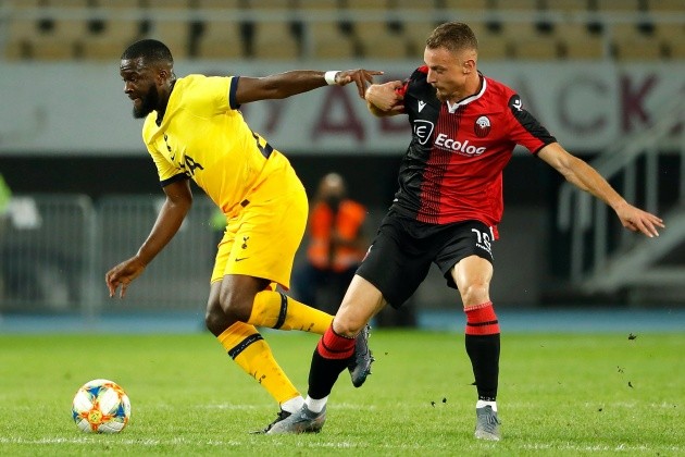 Barcelona consider surprise transfer swoop for Tottenham star - Bóng Đá