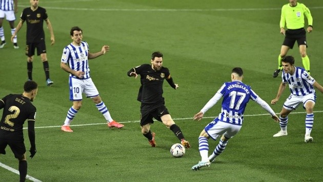 Làm ngay 1 điều, thượng tầng Barca sẽ giữ chân thành công Lionel Messi - Bóng Đá