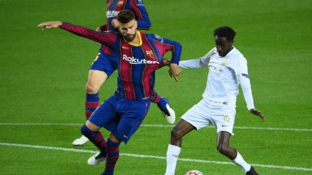 Pique's shock new contract will run until he is 37! - Bóng Đá