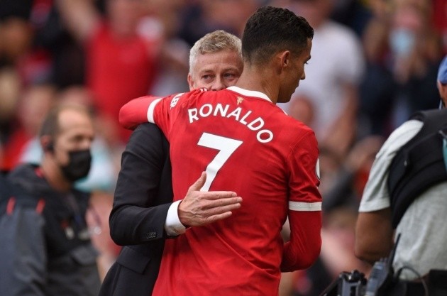 UNITEDOle Gunnar Solskjaer is not under pressure to select Cristiano Ronaldo every game - Bóng Đá