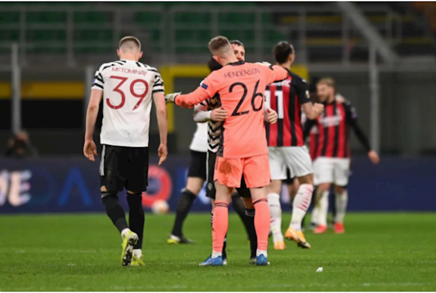 Dean Henderson thêm 1 lần khiến CĐV Man Utd thổn thức - Bóng Đá