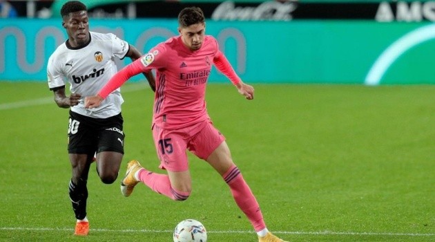 Fede Valverde to miss around one month with injury - Bóng Đá