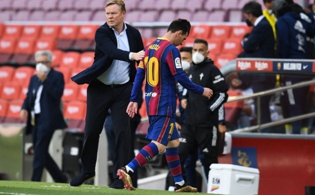 Koeman nhập viện và 