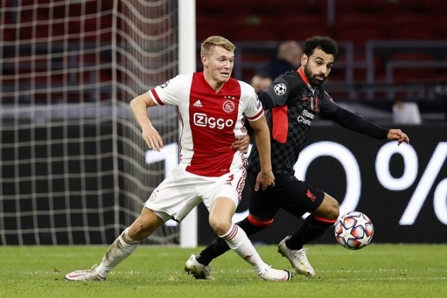 Transfer Talk: Liverpool make £27 million bid for Ajax's Perr Schuurs - Bóng Đá