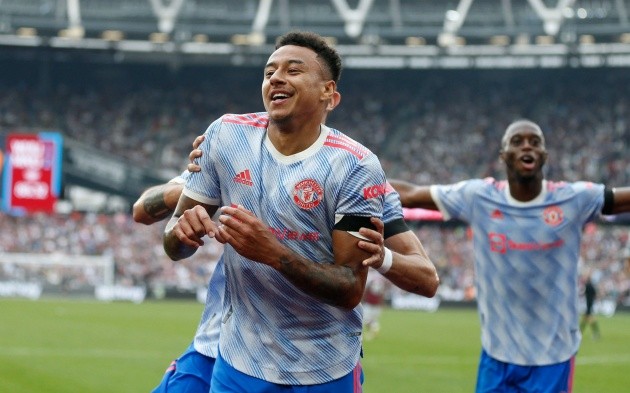 Manchester United have made two changes to their eight-man list of attackers - Bóng Đá