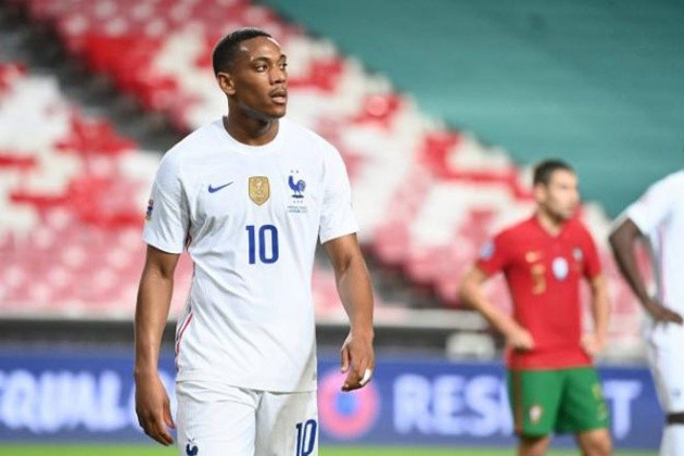 Vắng cả Rashford - Martial, cơ hội cho 