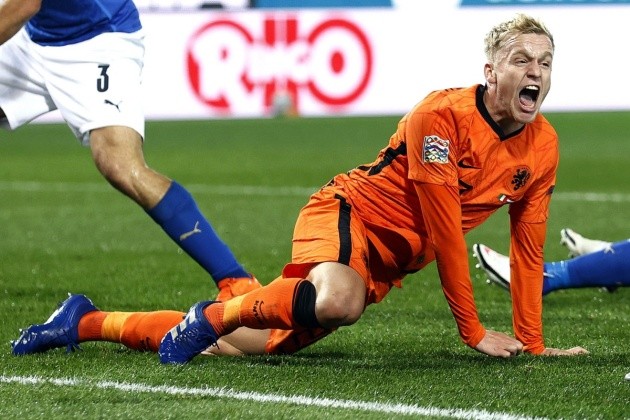 van de Beek reacts to heartbreaking Euros withdrawal - Bóng Đá