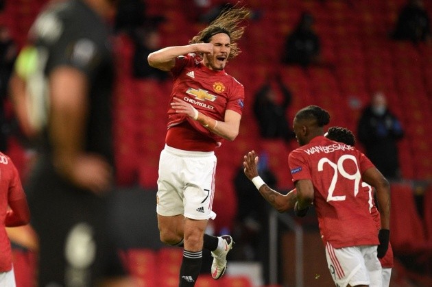 Edinson Cavani chứng tỏ rõ 2 điều hơn hẳn các tiền đạo Man Utd - Bóng Đá