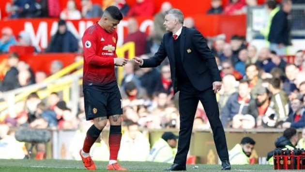 Three things spotted in Edinson Cavani's first Manchester United training session - Bóng Đá