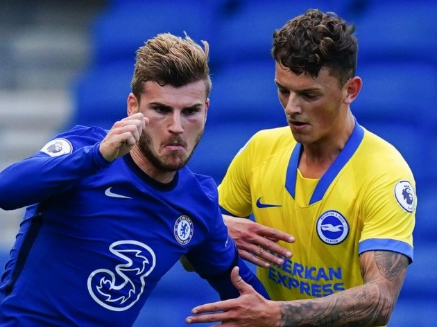 Cần gì Varane, Man Utd ký ngay 