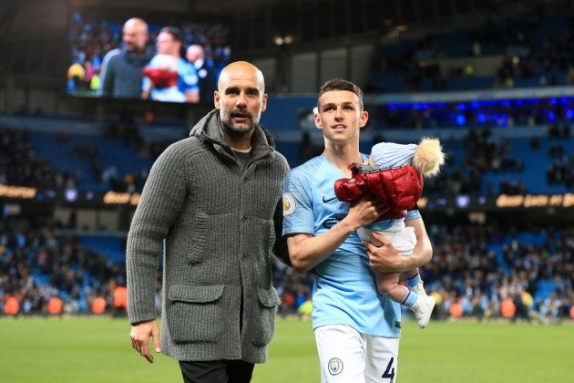 Man City lại bay cao nhờ 