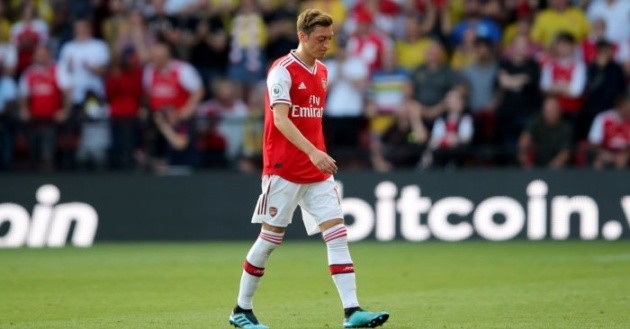 3 ngôi sao đối diện án trảm tại Arsenal: 2 