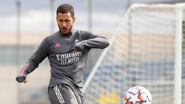 Hazard injury confirmed: He'll miss at least three weeks - Bóng Đá