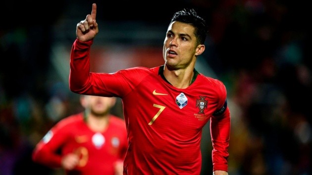Cristiano Ronaldo tái hợp Man Utd, tại sao không? - Bóng Đá
