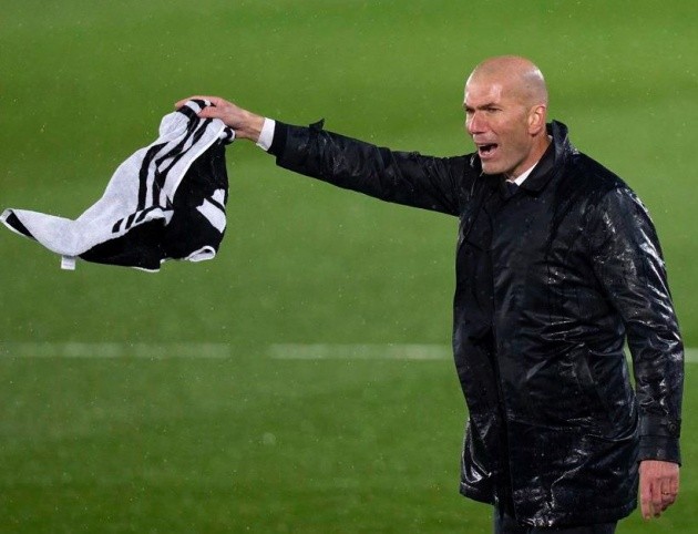 Zidane đang khiến giới truyền thông phải 