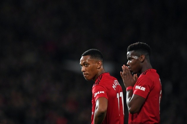 Man Utd, mạnh tay thanh lý 2 