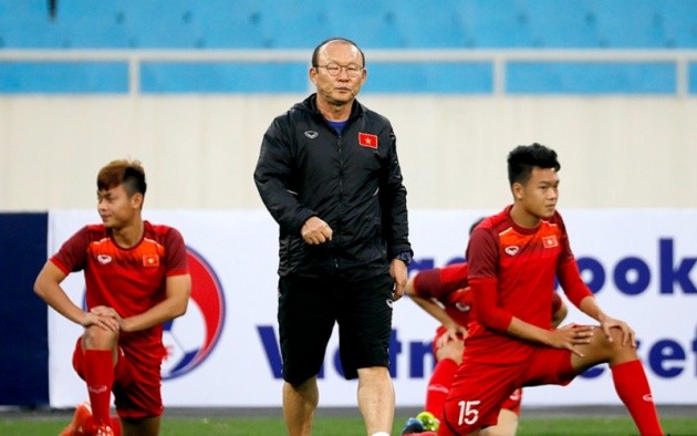 Hùng Dũng chấn thương kinh hoàng và 