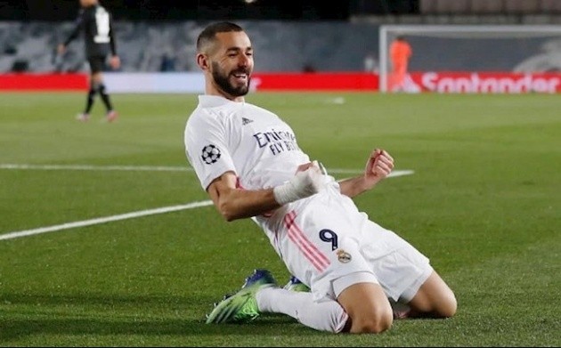 Real thắng Gladbach, 3 