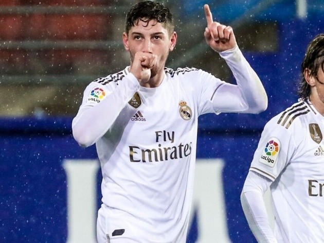 Đẩy đi James và Bale, Zidane dọn chỗ cho 2 