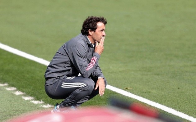 Bổ nhiệm Ancelotti, Real đợi ngày 