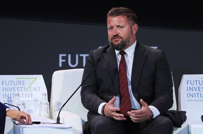 Richard Arnold, #mufc's group managing director, heads a list of three internal candidates to replace Ed Woodward as the club's most powerful executive. [guardian] - Bóng Đá