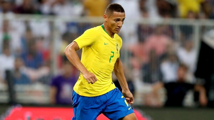 Romano lên tiếng về Real Madrid và thương vụ mua sao Brazil - Bóng Đá