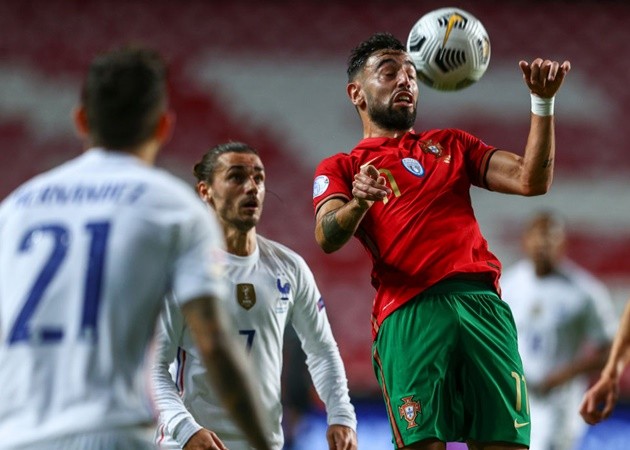 BĐN thua Pháp, nhưng Fernandes lại có trận 'thắng' của riêng mình - Bóng Đá