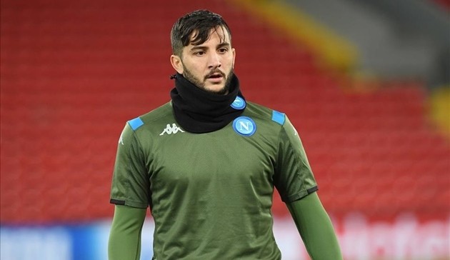 Napoli tập tại Anfield - Bóng Đá