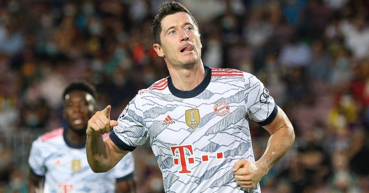 ĐHTB lượt trận thứ nhất vòng bảng Champions League: Cơn ác mộng của M.U; Cú poker xuất sắc - Bóng Đá