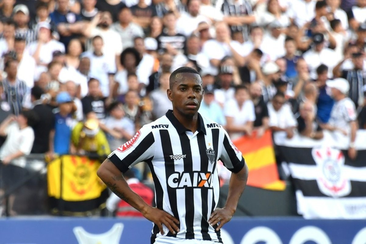 Đoạn kết buồn của Robinho - Bóng Đá
