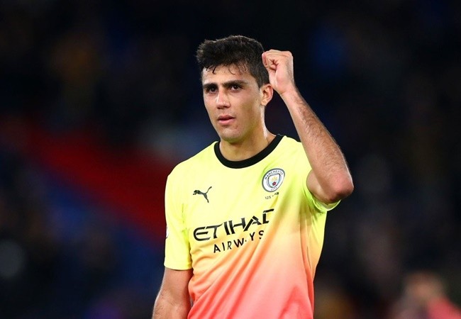 Rodri: Pep is a workaholic, he dedicates the 24 hours of the day to his players - Bóng Đá