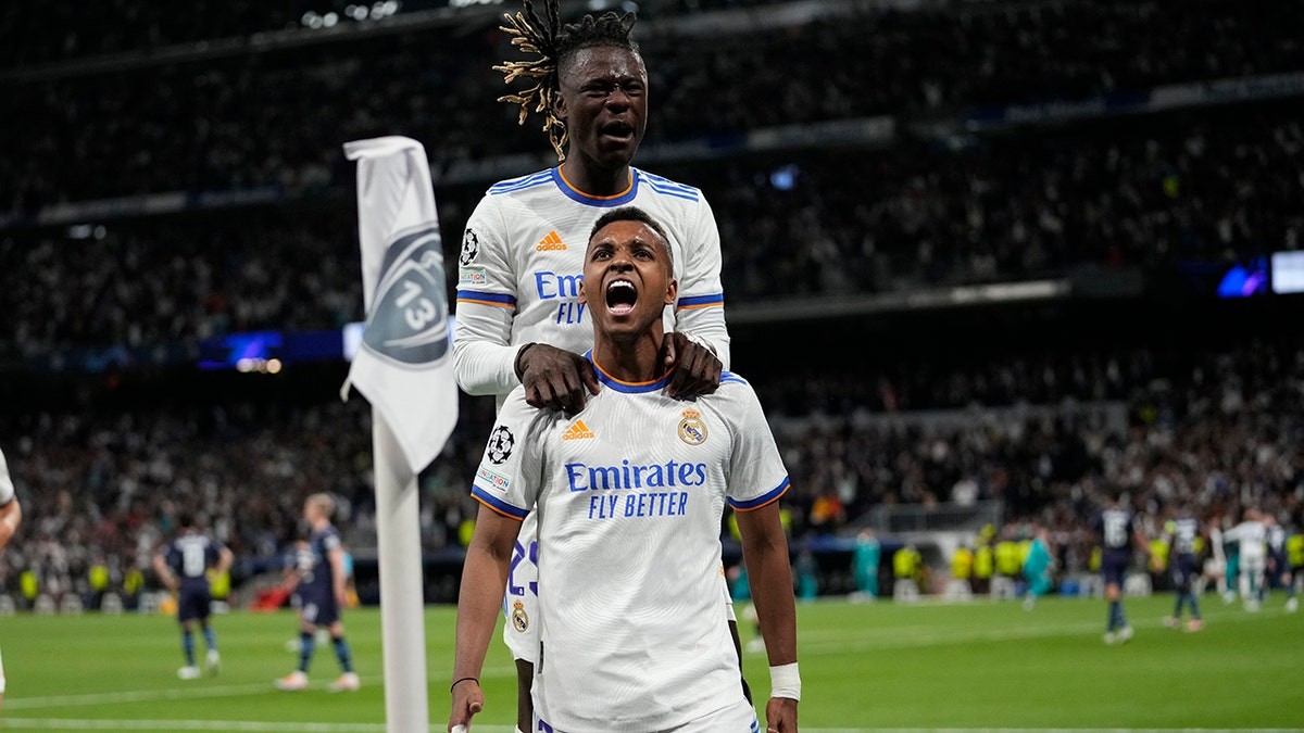 Người nhện ngăn Man City vào CK Champions League - Bóng Đá